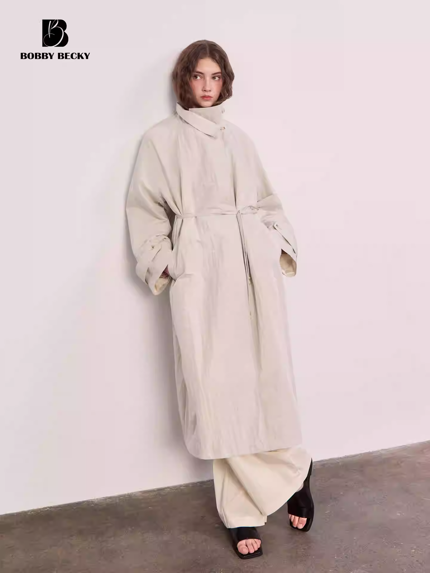 Paper man trench coat with textured wrinkles, super loose long coat that's shiny and slimming, windproof jacket